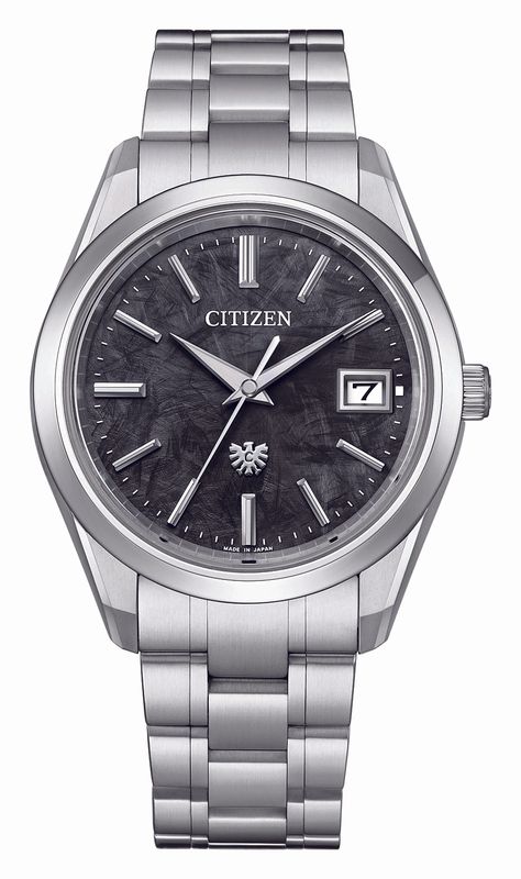 The Citizen Super Titanium™ AQ4100-57E The Citizen Super Titanium™ AQ4100-57E