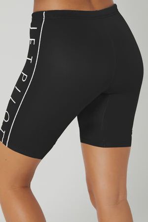 Jetpilot Ladies 9&#39;&#39; Shorts-black