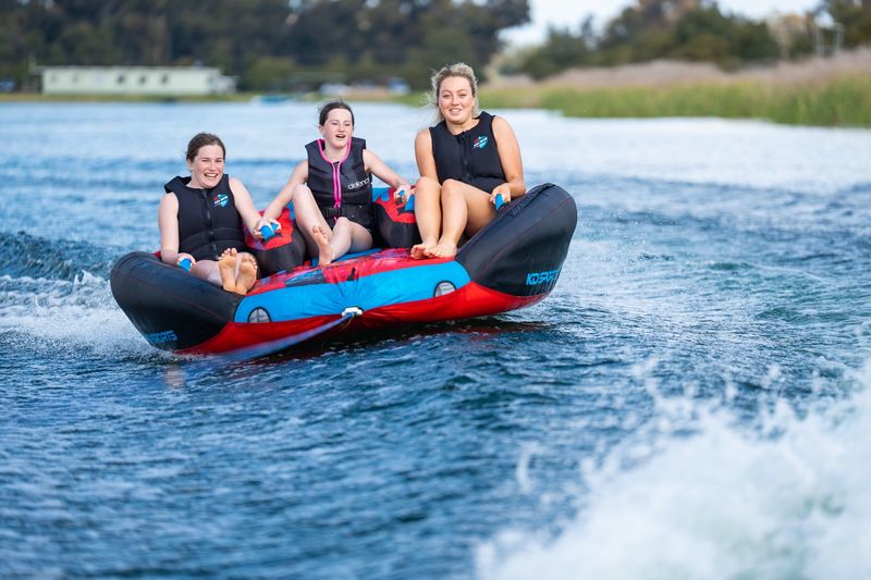 KD BANDWAGON TUBE 86" 3 PERSON