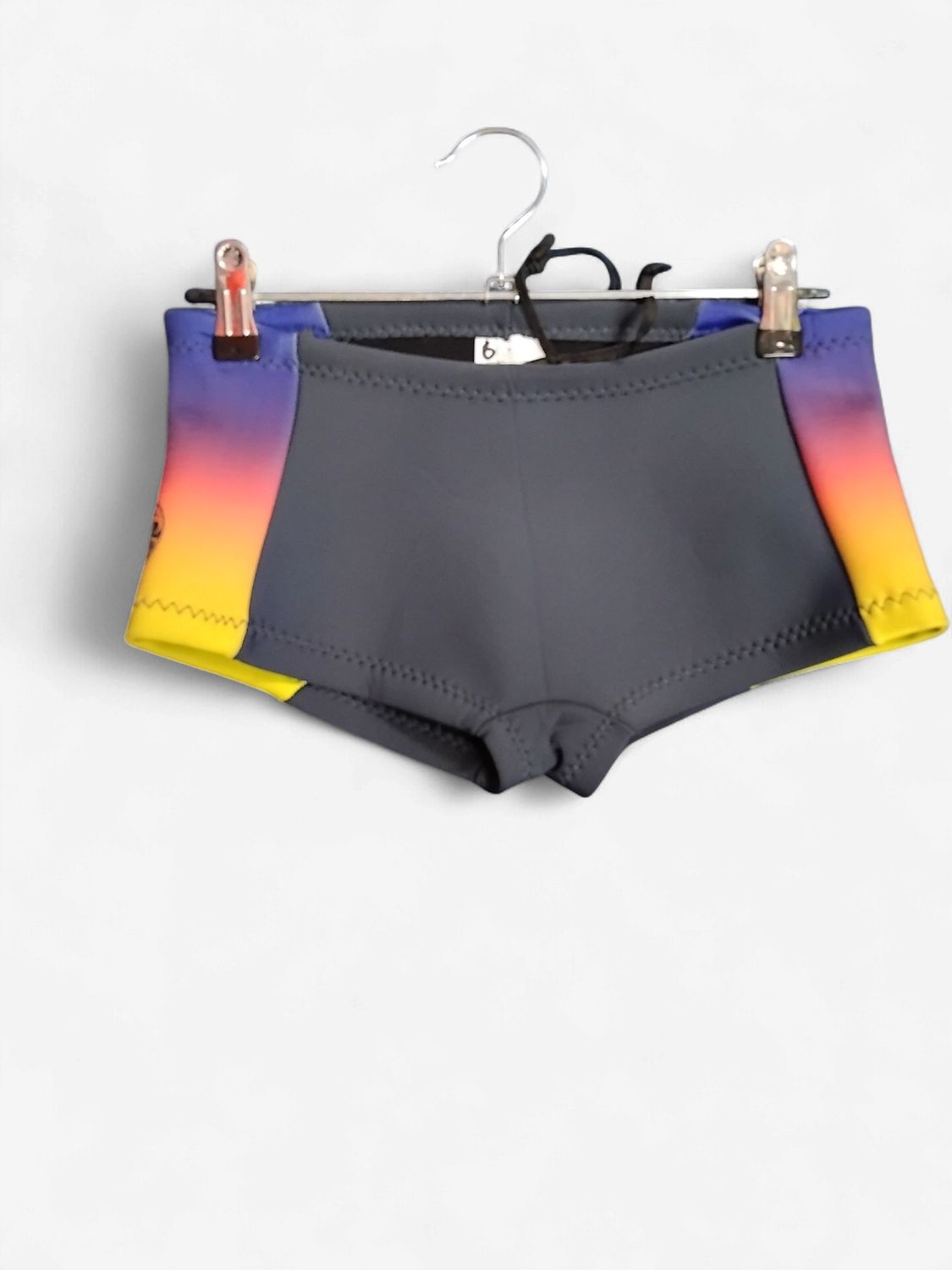 Ripcurl 6" Boyleg 1mm size 6