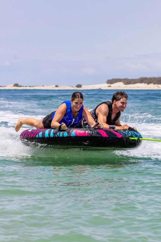 JETPILOT SLINGSHOT  TOWABLE 2 PERSON TUBE - PINK / BLUE