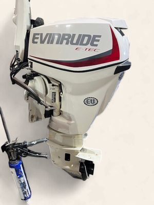 Second Hand Evinrude 30hp e-tec 2015