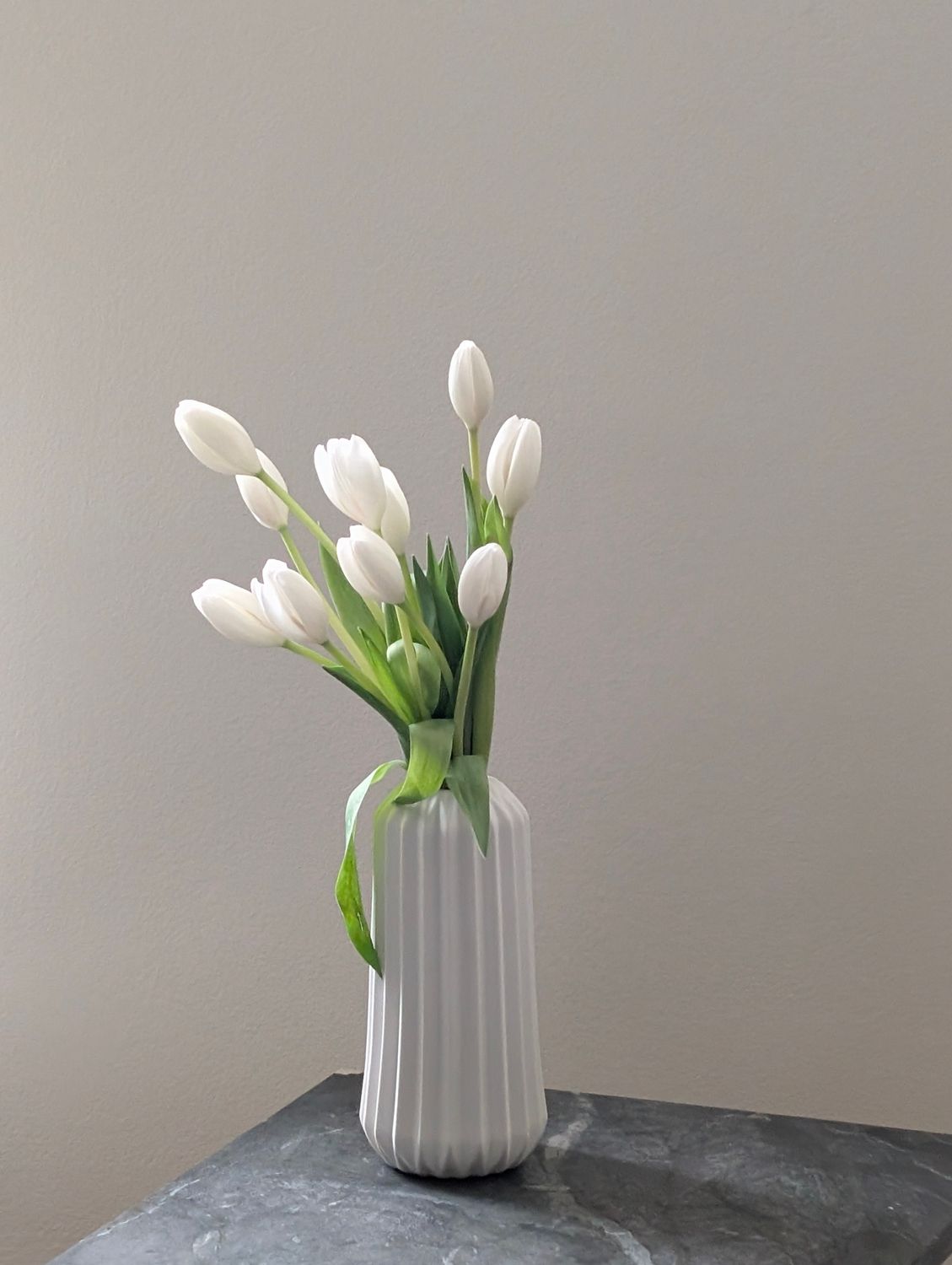 Ease No. 05 — Warm Silence