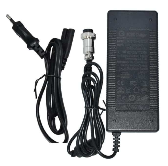 E Scooter Ladegerät 42V 2A 3PIN GX16 E Scooter Ladegerät 42V 2A 3PIN GX16