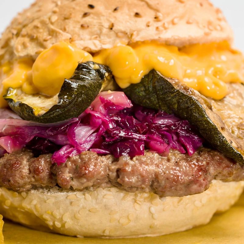 CHEDDAR BURGER