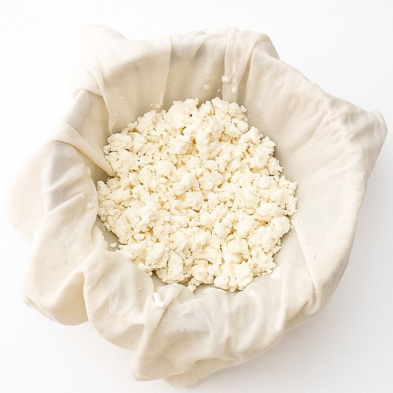 Raw cow&#39;s milk cottage cheese, 1 KG