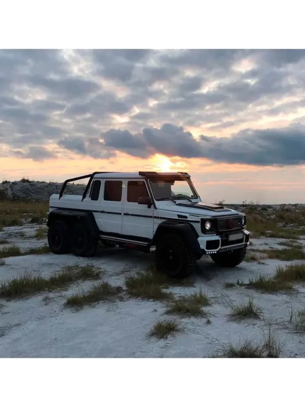 Mercedes Benz W463 6x6 G500