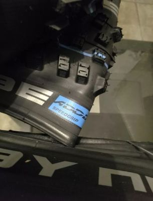 coppia di copertoni schwalbe nobby nic tubeless 29 x 2,40