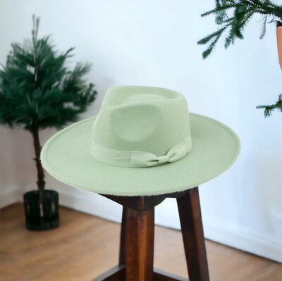 MINT CONDITION FEDORA