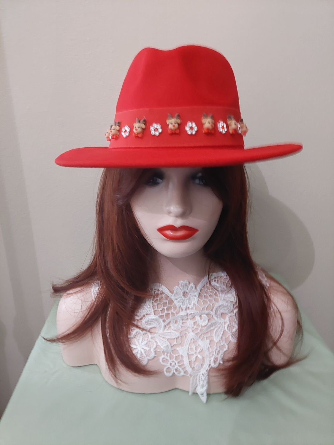 Red big brim Christmas fedora
