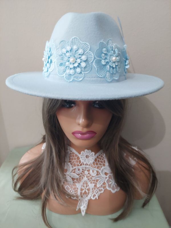 Light blue big brim fedora.