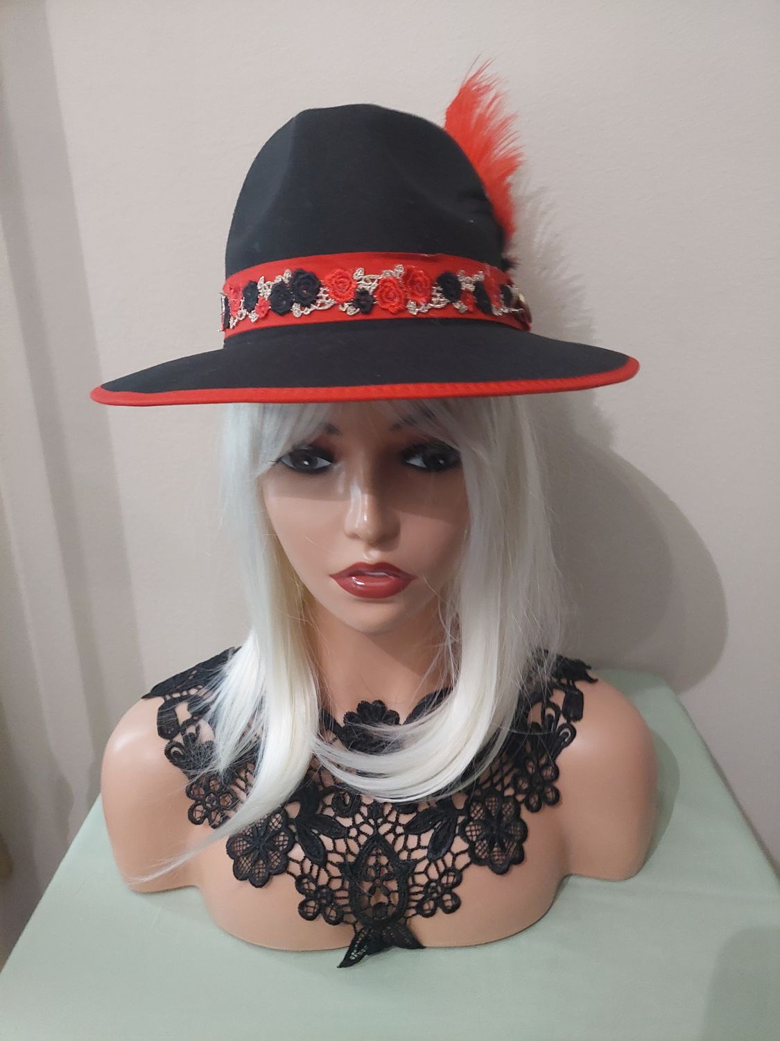 Black big brim fedora