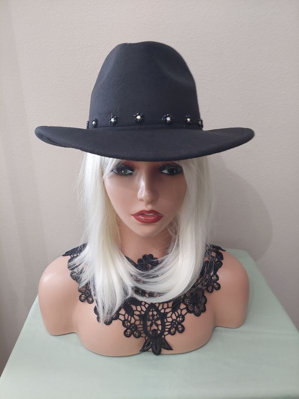 Black big brim fedora