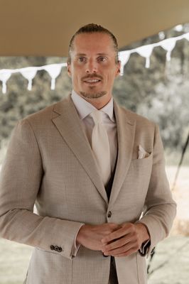 Meet the groom: Pete