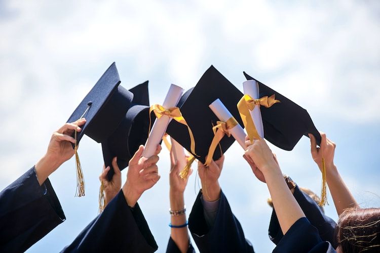 Graduation Packet (Delivery by Mail)