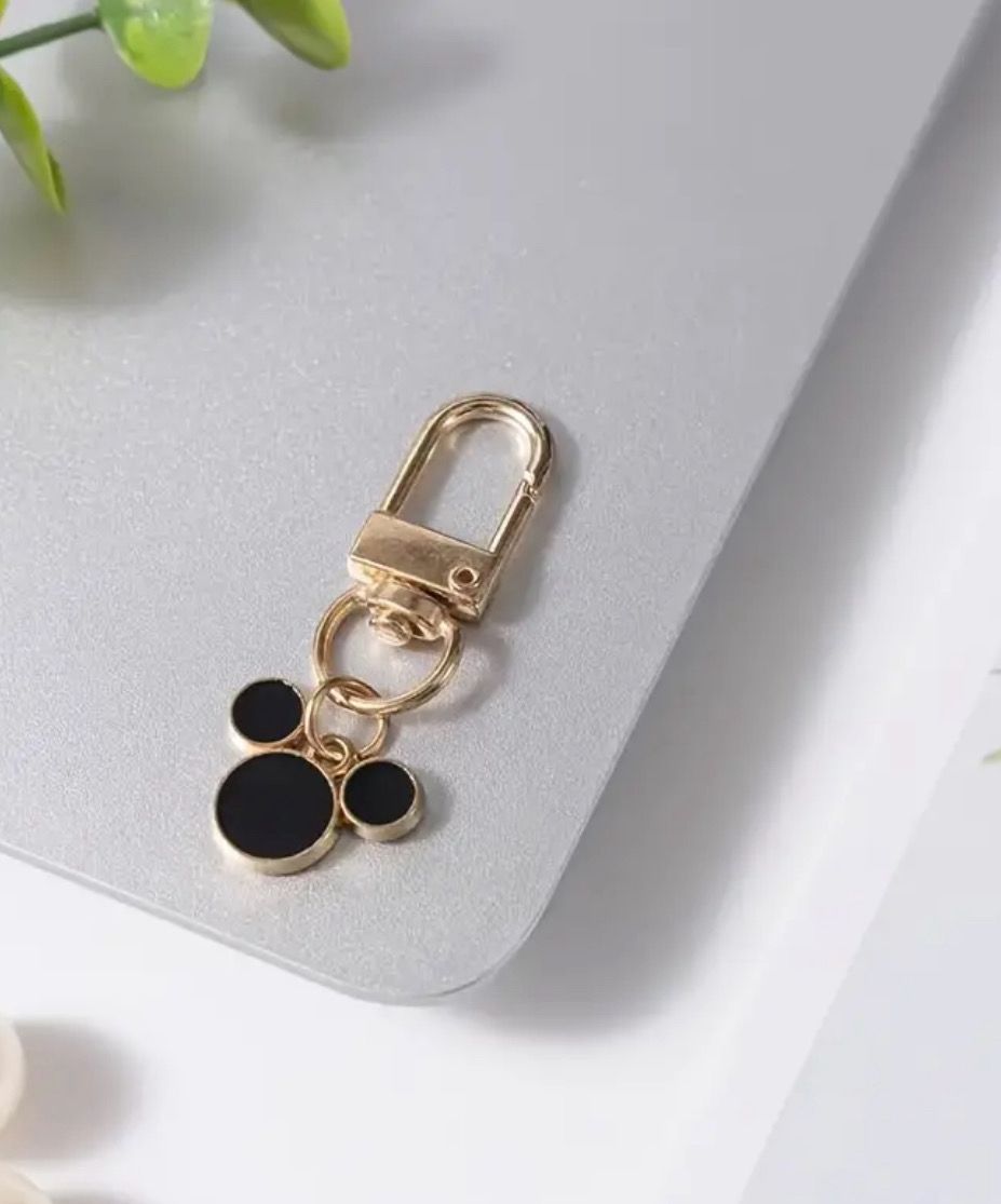 Mouse keychain
