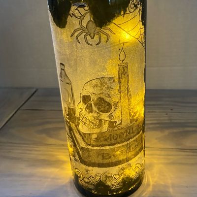 SPOOKY HALLOWEEN SKELETON  Lit Up Cork Green SKULL Wine Bottle Holiday 12 inches Tall