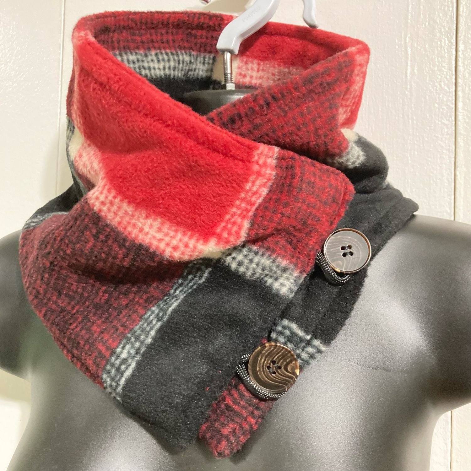 Neck Warmer Winter Scarf Cowl With Buttons Soft Fleece Checkered Red White Black