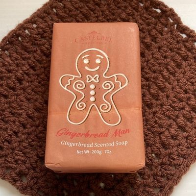 CASTELBEL Limited Edition Gingerbread Man Fragrance Bath Bar Washcloth Gift Set