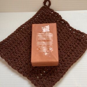 CASTELBEL Limited Edition Gingerbread Man Fragrance Bath Bar Washcloth Gift Set