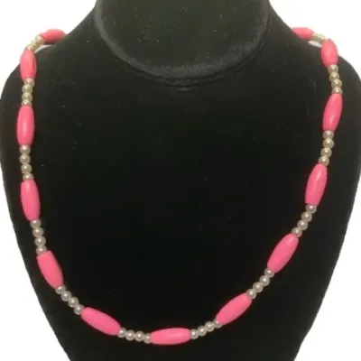 BARBIE Pink Wood Oblong Beads Faux Mini Pearl Beads Stretch Necklace 24 inches