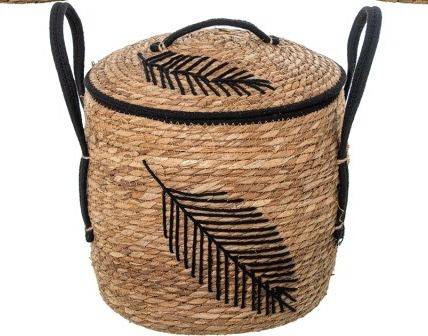 CESTA CON TAPA NATURAL Y DECORACIÓN NEGRA