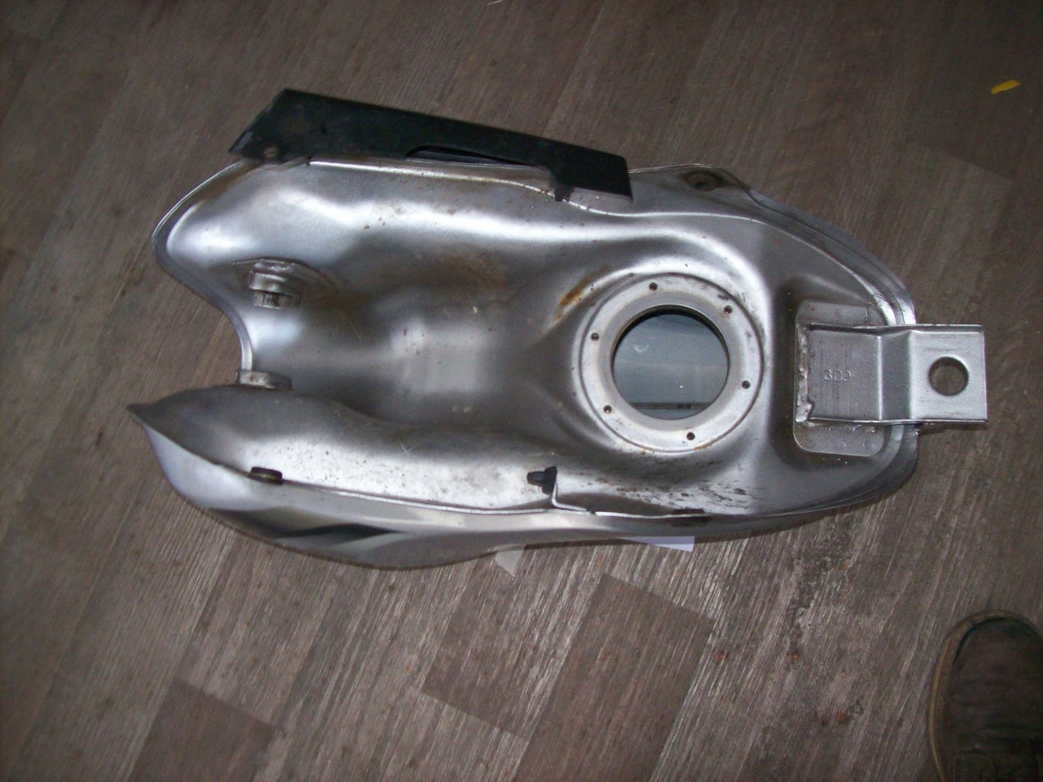 réservoir Yamaha 125 ybr injection