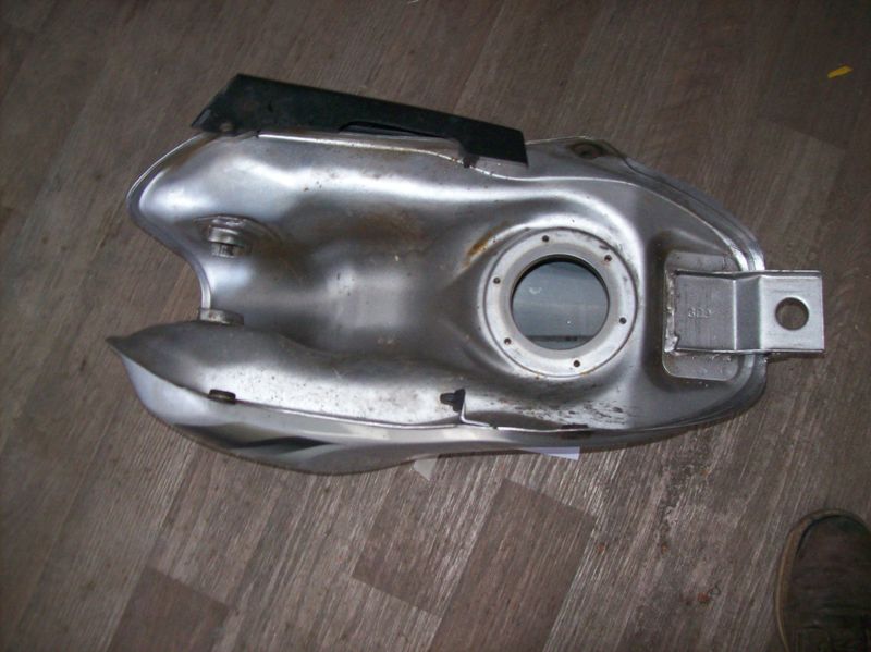 réservoir Yamaha 125 ybr injection