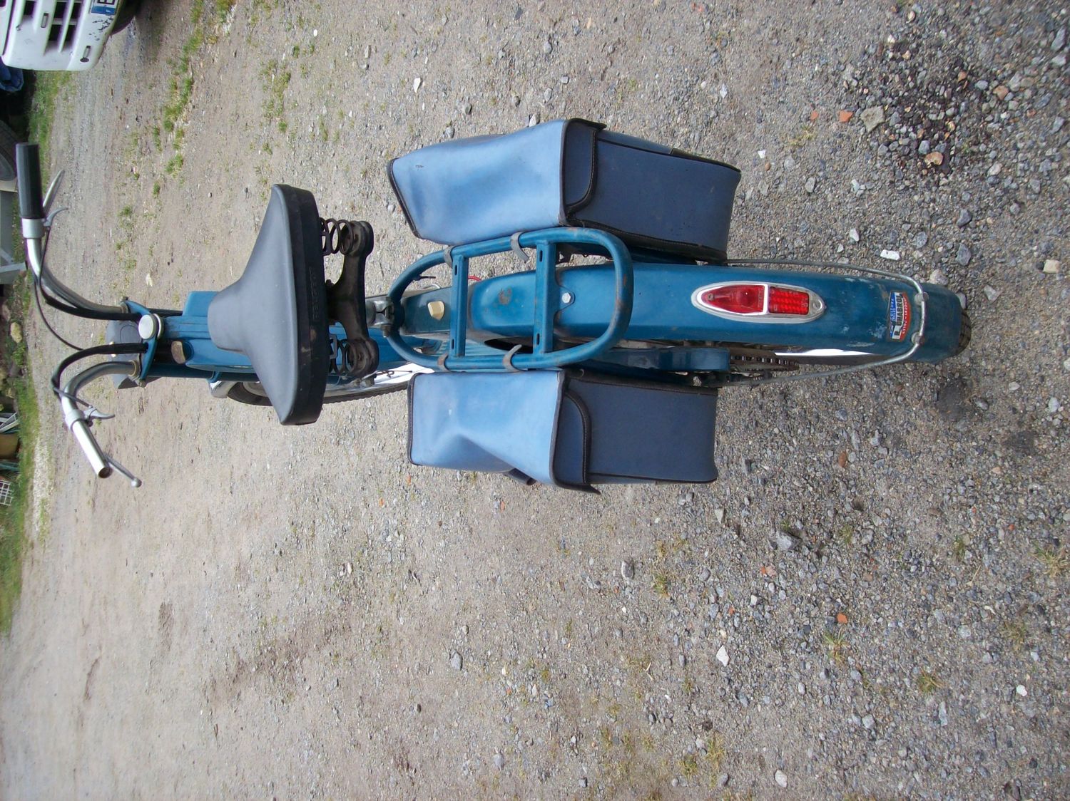 Mobylette  Peugeot 102 complète