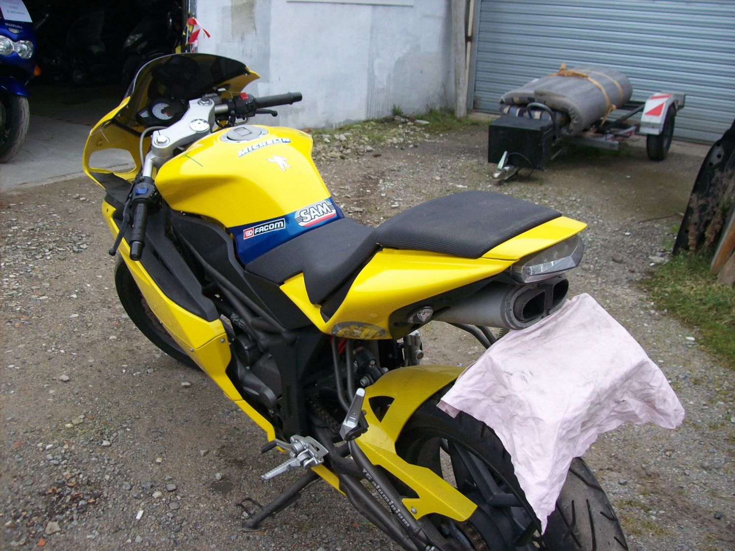 DEPOT VENTE - 125 Megelli