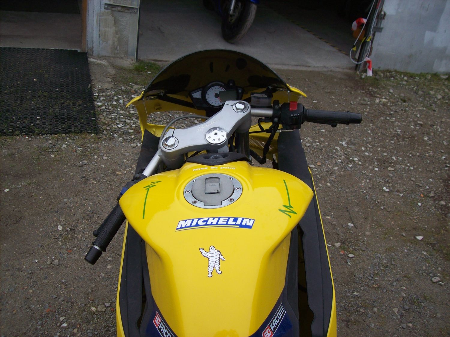 DEPOT VENTE - 125 Megelli