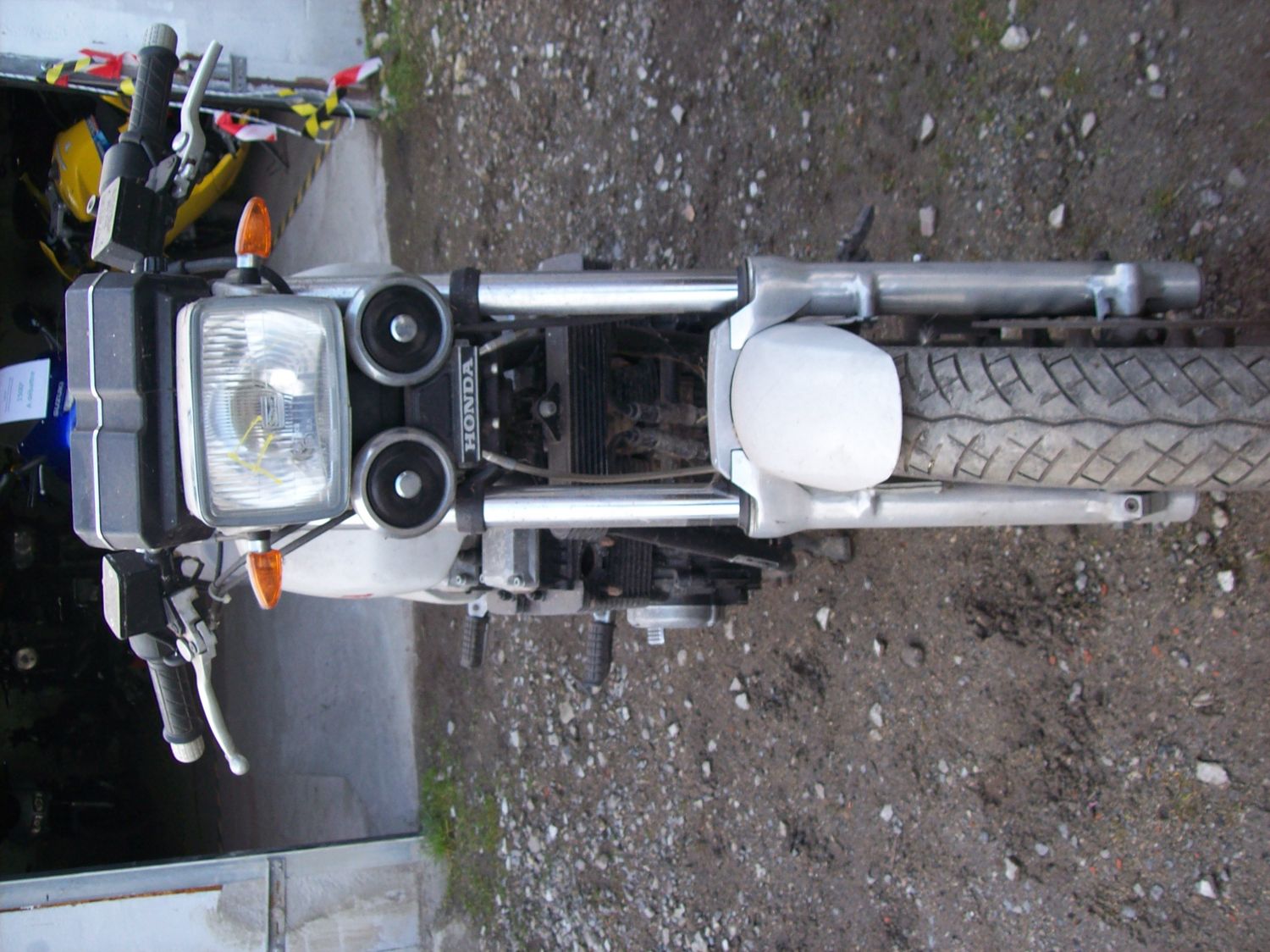 moto complet Honda 650 cbx