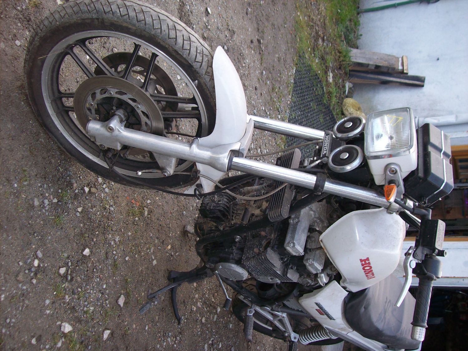 moto complet Honda 650 cbx
