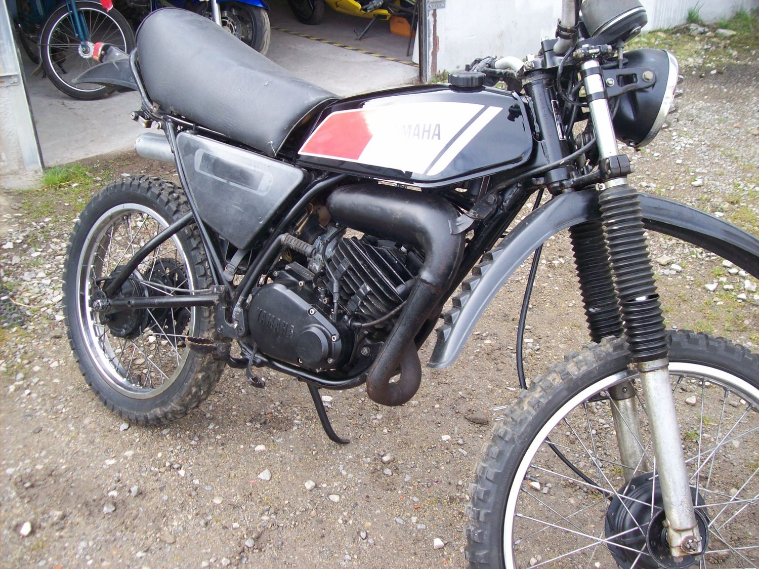 moto complète 125 dtmx