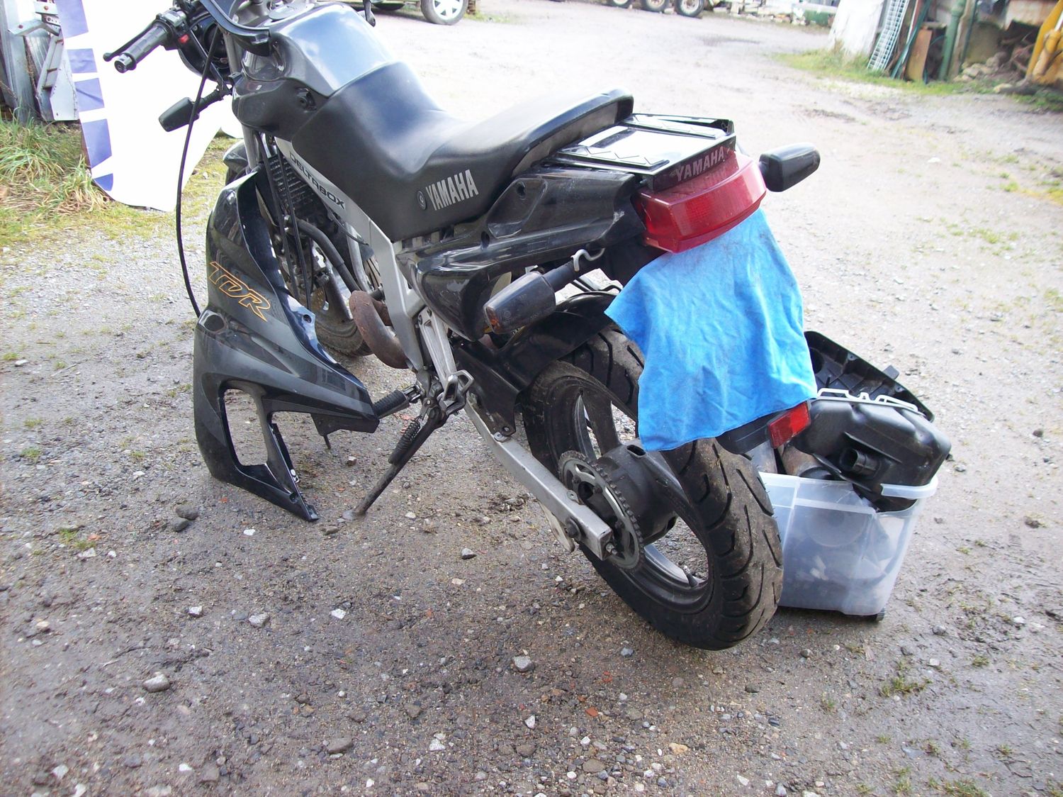 moto complète  Yamaha 125 dtr