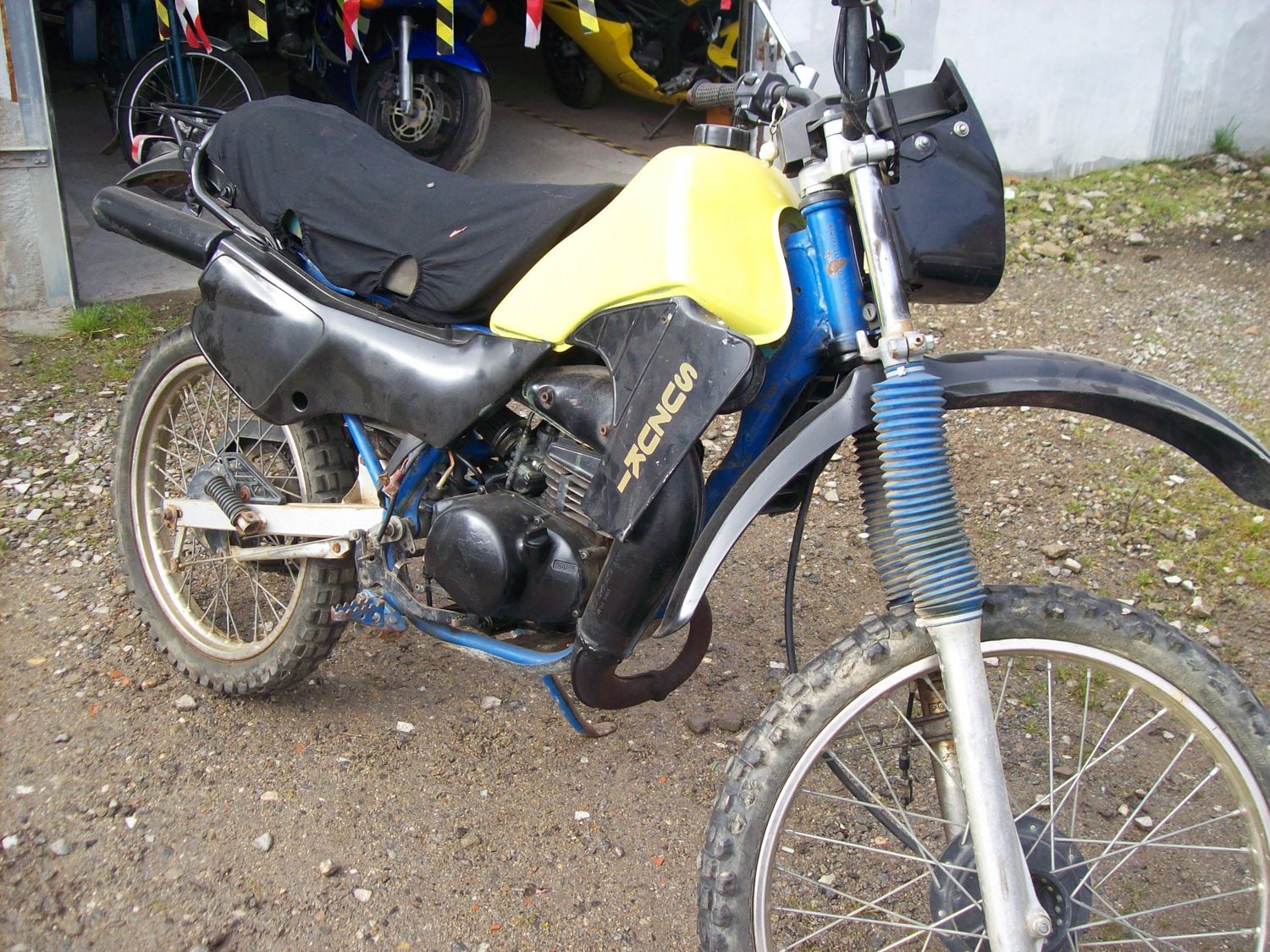 moto complète Suzuki 50ts