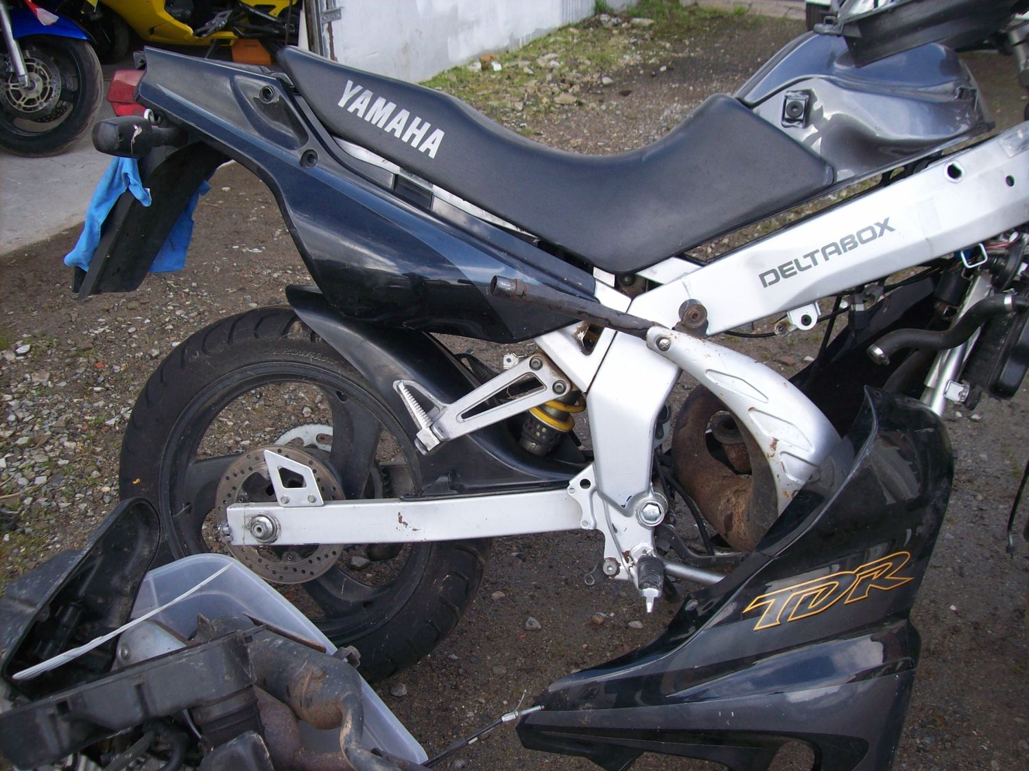 moto complète  Yamaha 125 dtr
