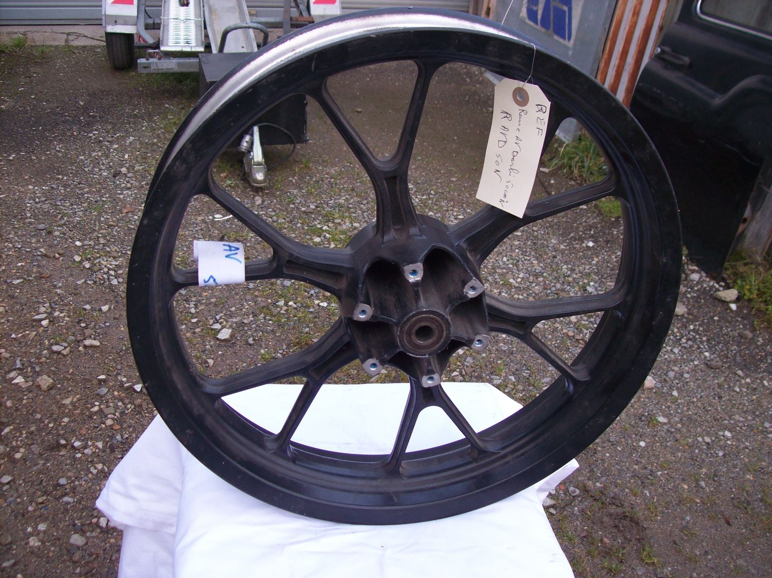 roue avant derbi 50