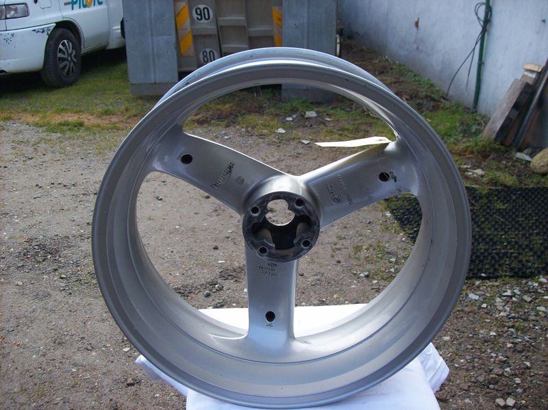 roue arrière Triumph