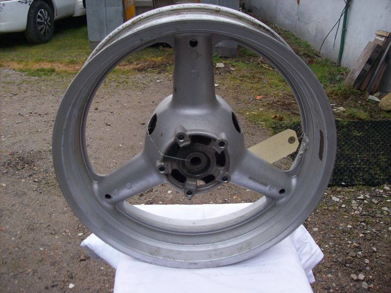 roue Suzuki 650 sv