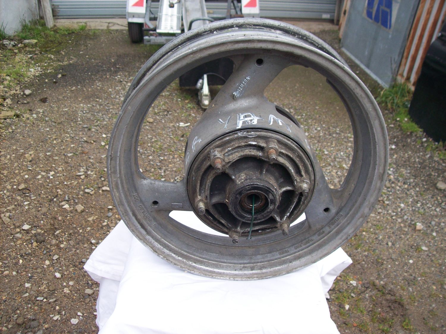 roue arrière Yamaha 600 diversion