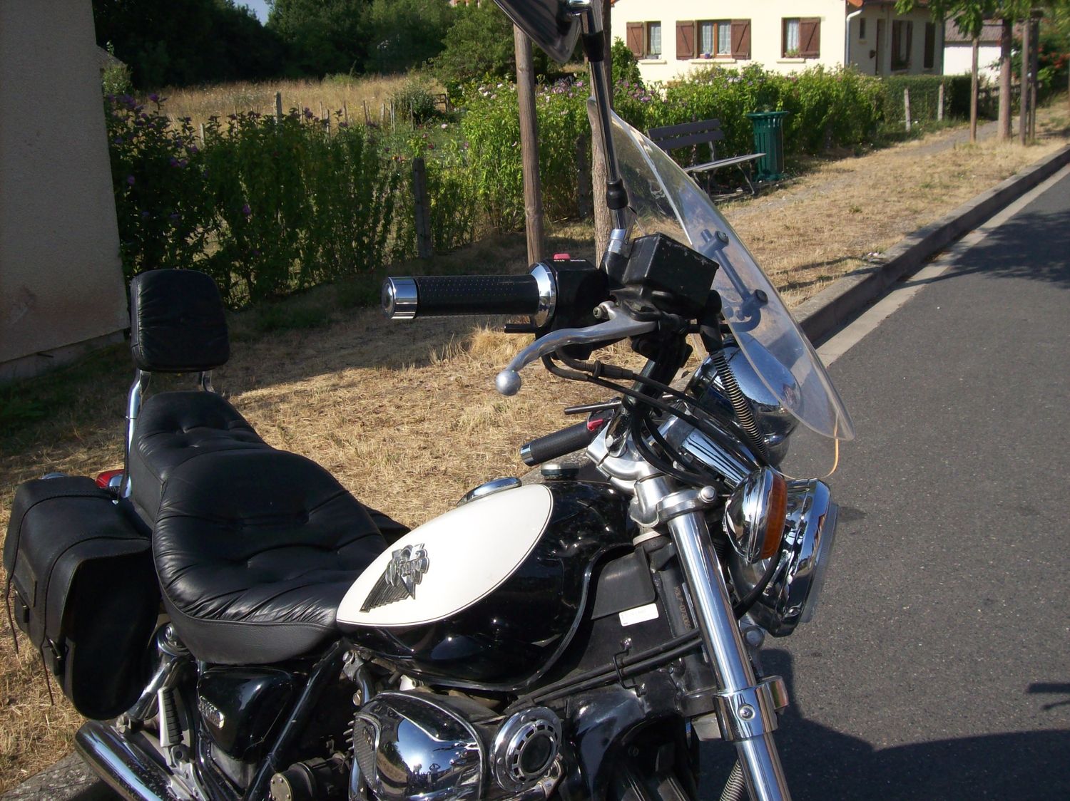 dépôt vente Yamaha 1100  virago