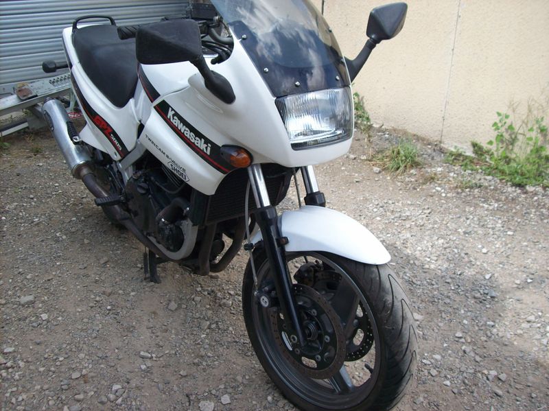 KAWAZAKI 500 GPZ dépôt vente