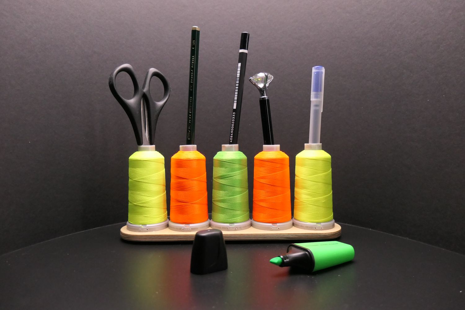 Stiftehalter/ Vase (5er) neon bunt