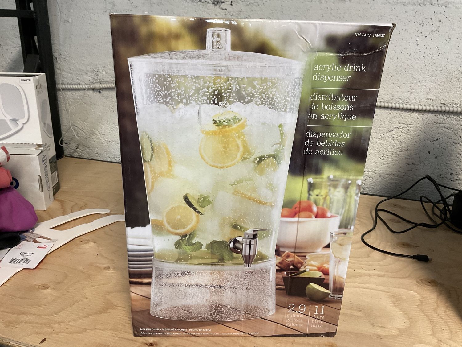 2.9 Gallon Acrylic Drink Dispenser
