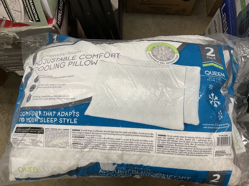 Purelux gel memory foam pillow 2 pack Queen - Retail $14.99