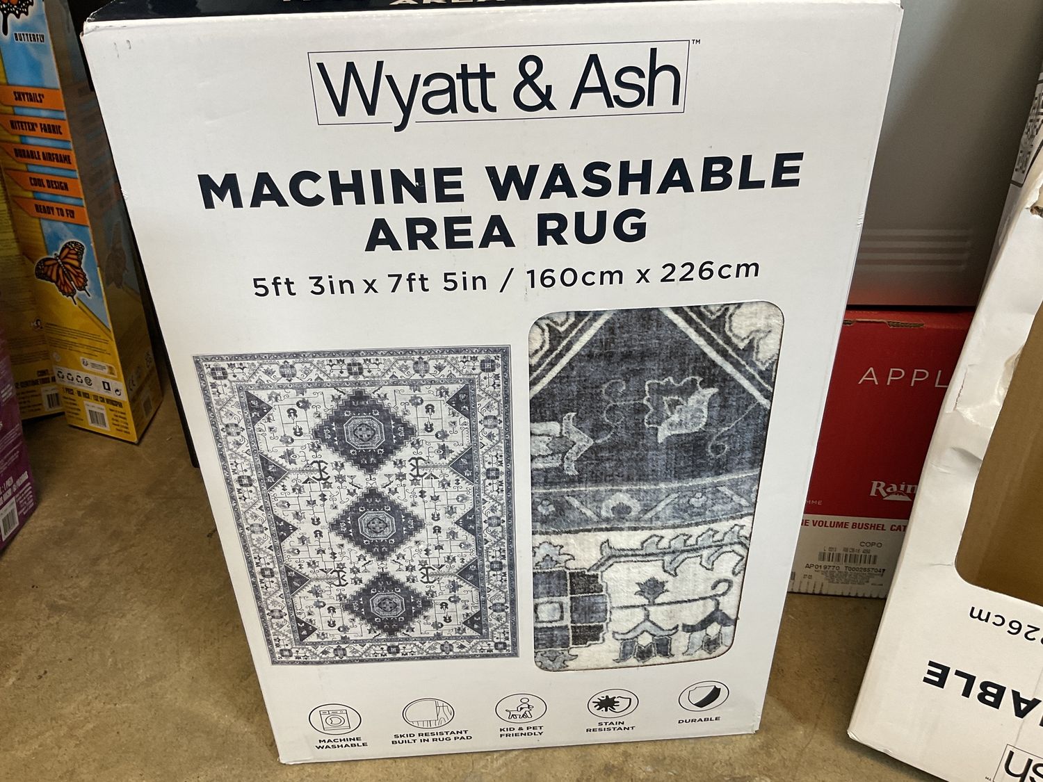 Wyatt and Ash machine Washable Rug 5x7-Retail-$ 39.99