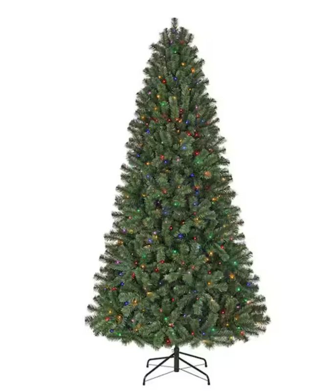 7.5' Artificial Pre-Lit LED Christmas Tree- About 10 Lights are not working