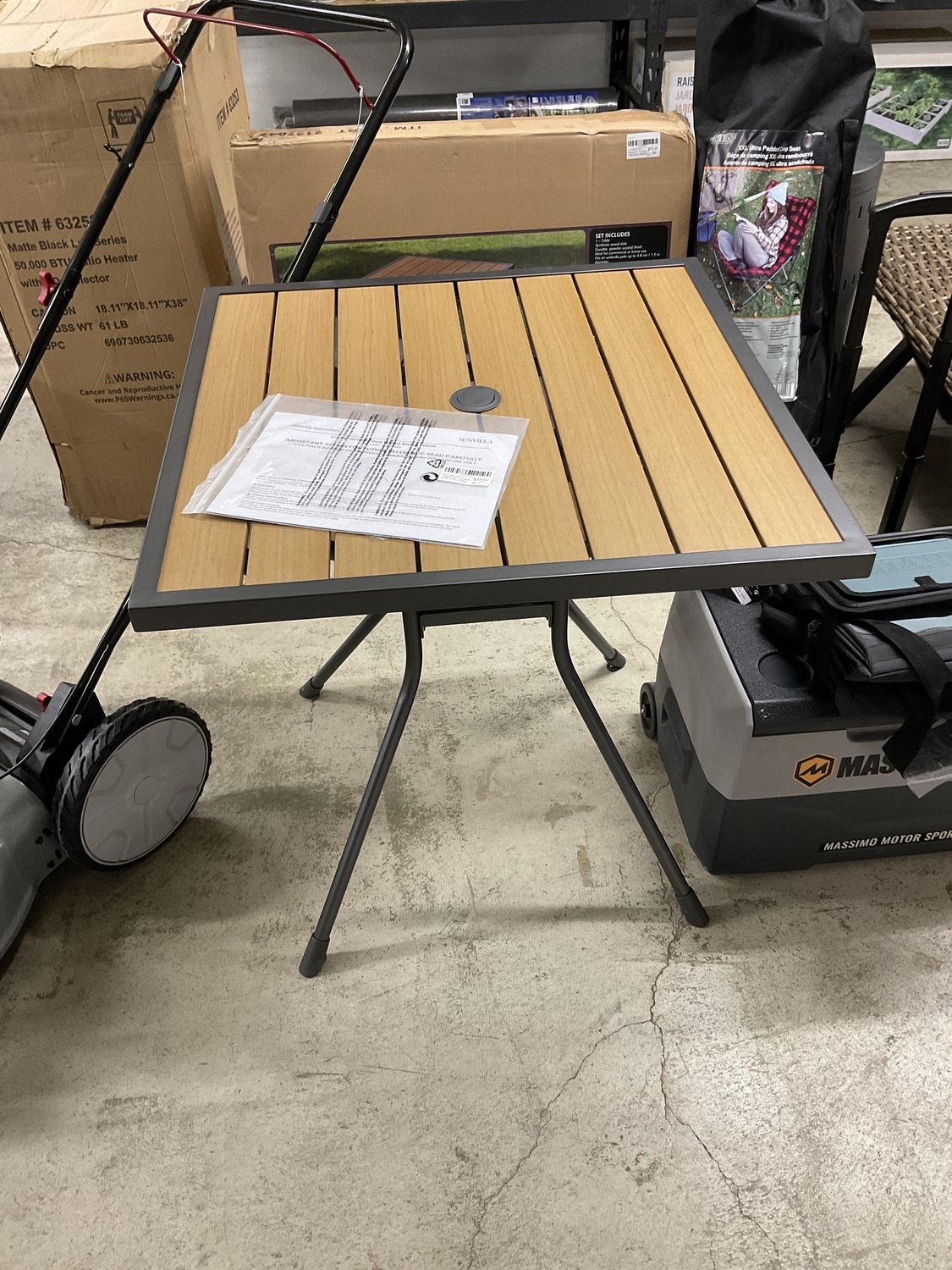 Sunvilla Faux Wood 28&quot; Square Cafe Patio Table