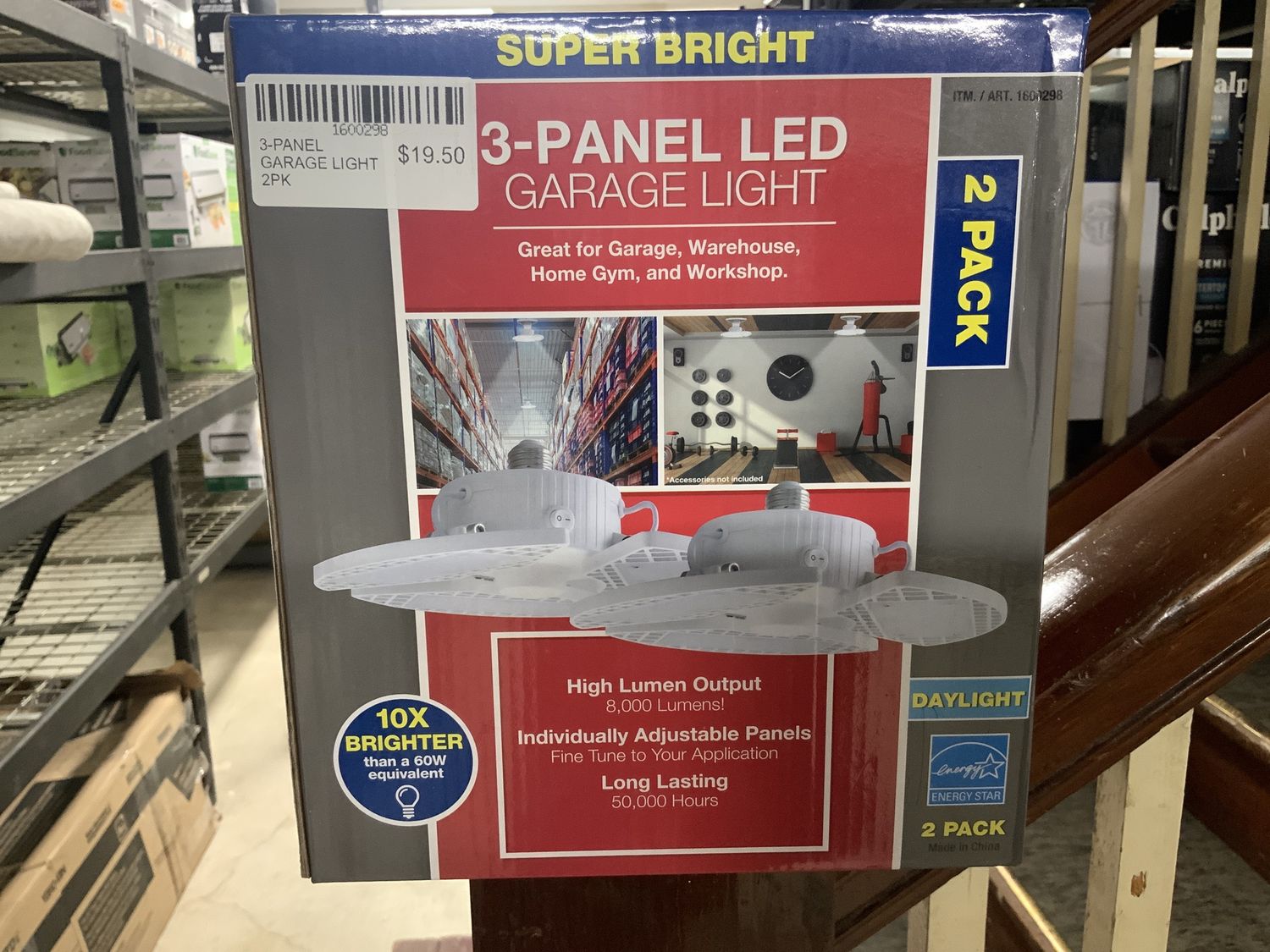 3-PANEL GARAGE LIGHT